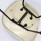 DSX Eames fiberglass chair