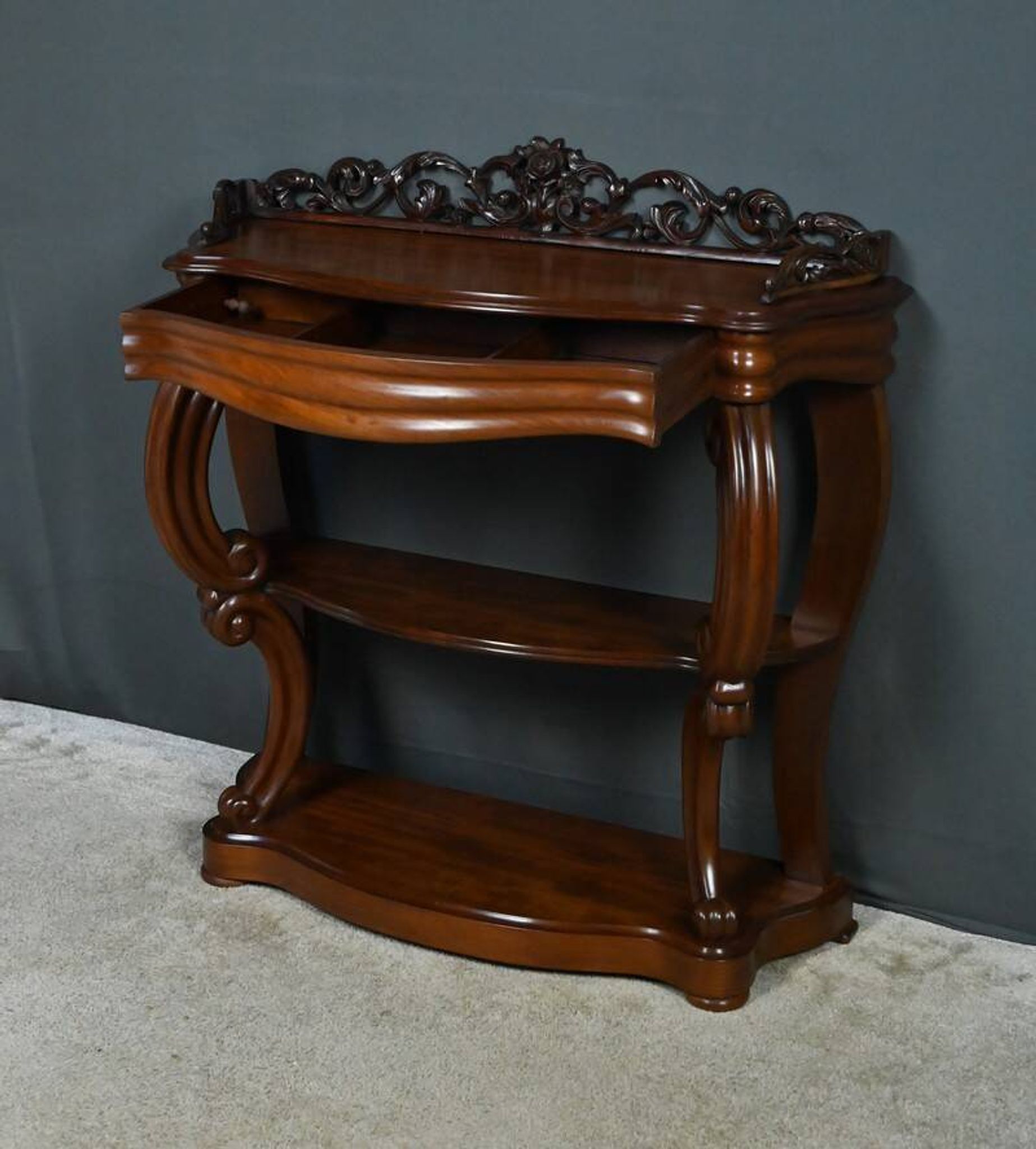Mahogany console, Napoléon III period – 2nd half of the 19th century