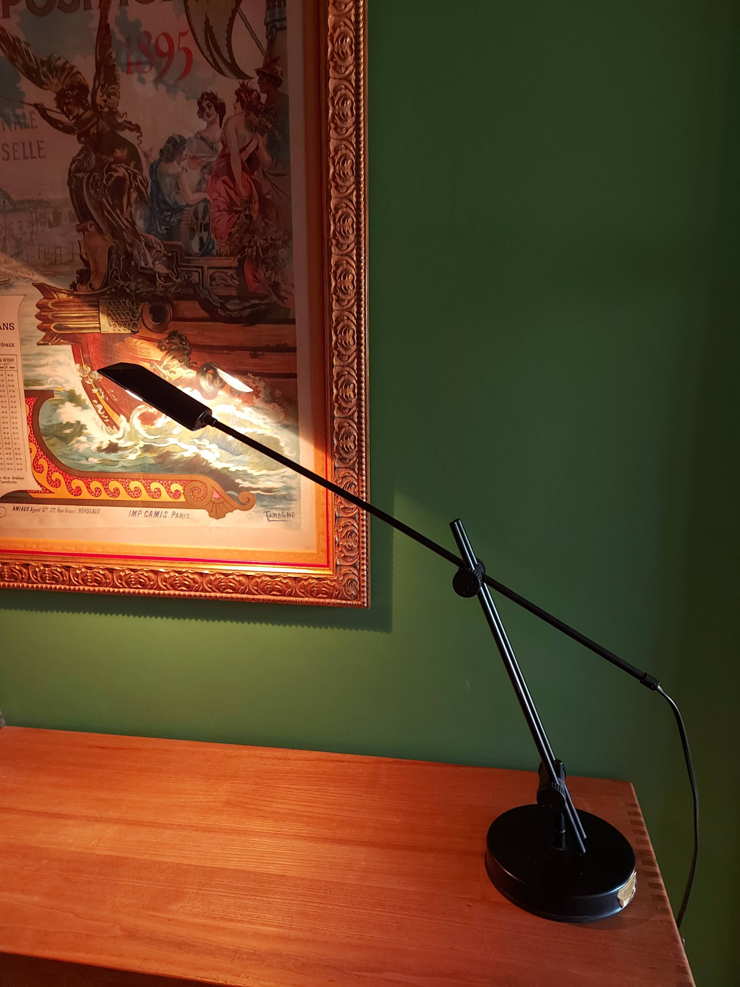 Large articulated lamp (Italian) from the 80's Veneta Lumi , Alaska model