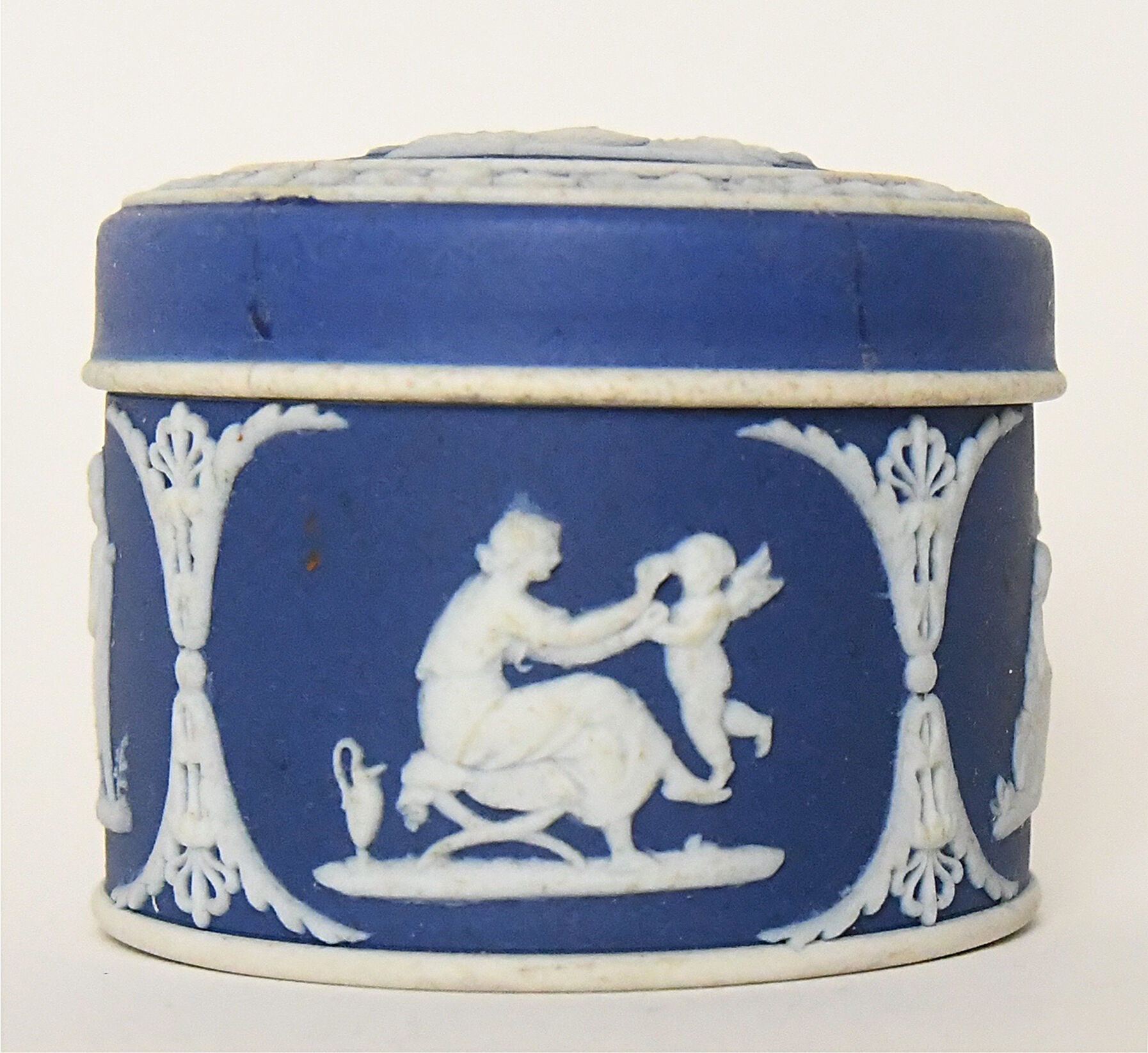 Pair of Wedgwood biscuit boxes with relief decoration of antique scenes