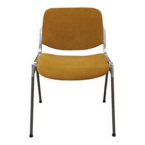 chaises de Giancarlo - castelli