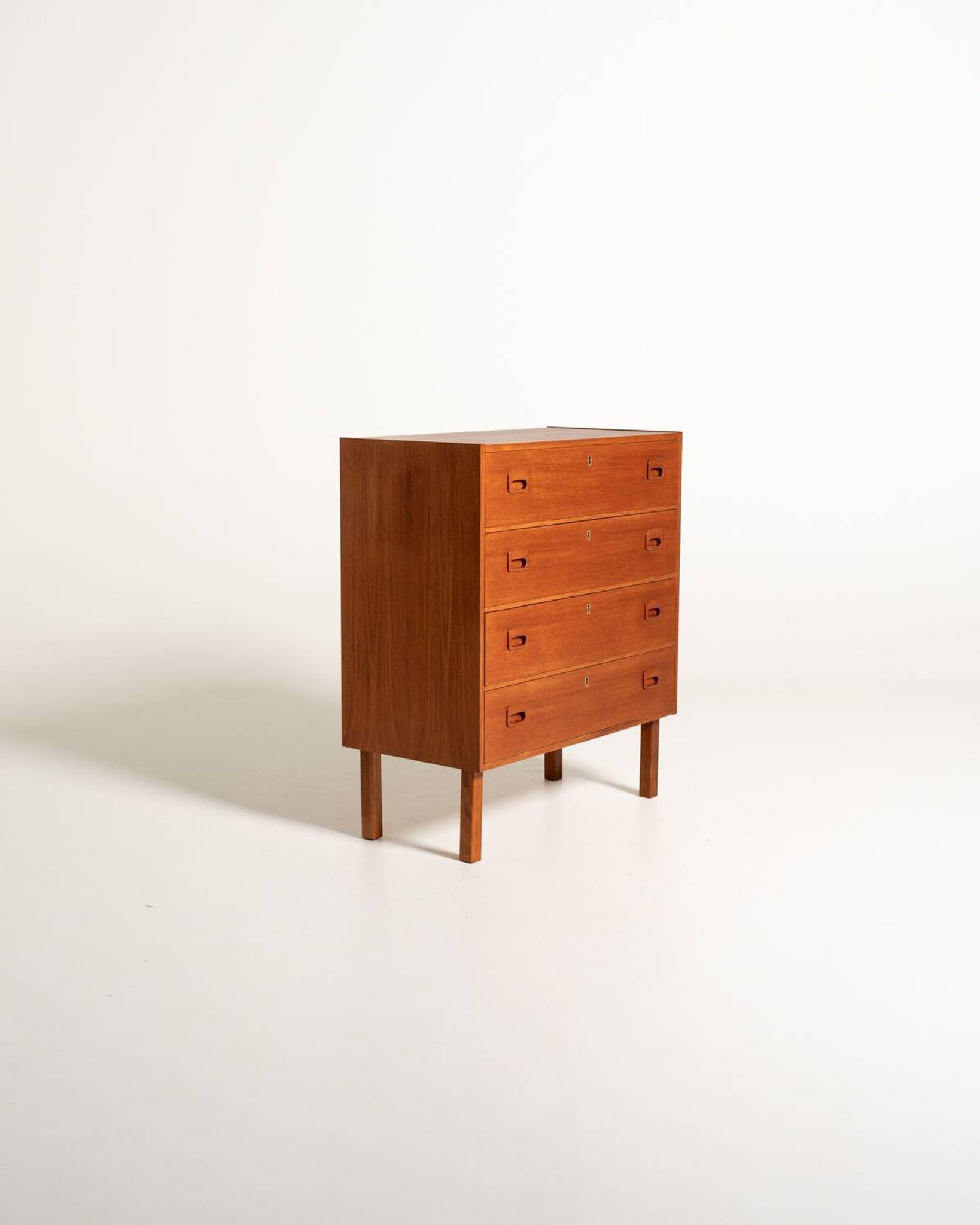 Commode en teck scandinave avec serrures