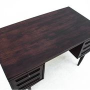 Bureau en teck, design danois, années 1960.