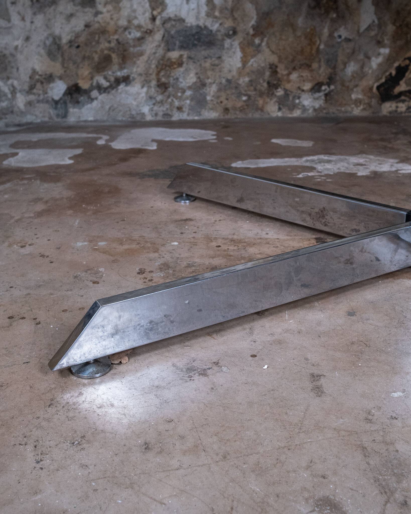 Calacatta marble Super Malta table, Roche Bobois, 1980s