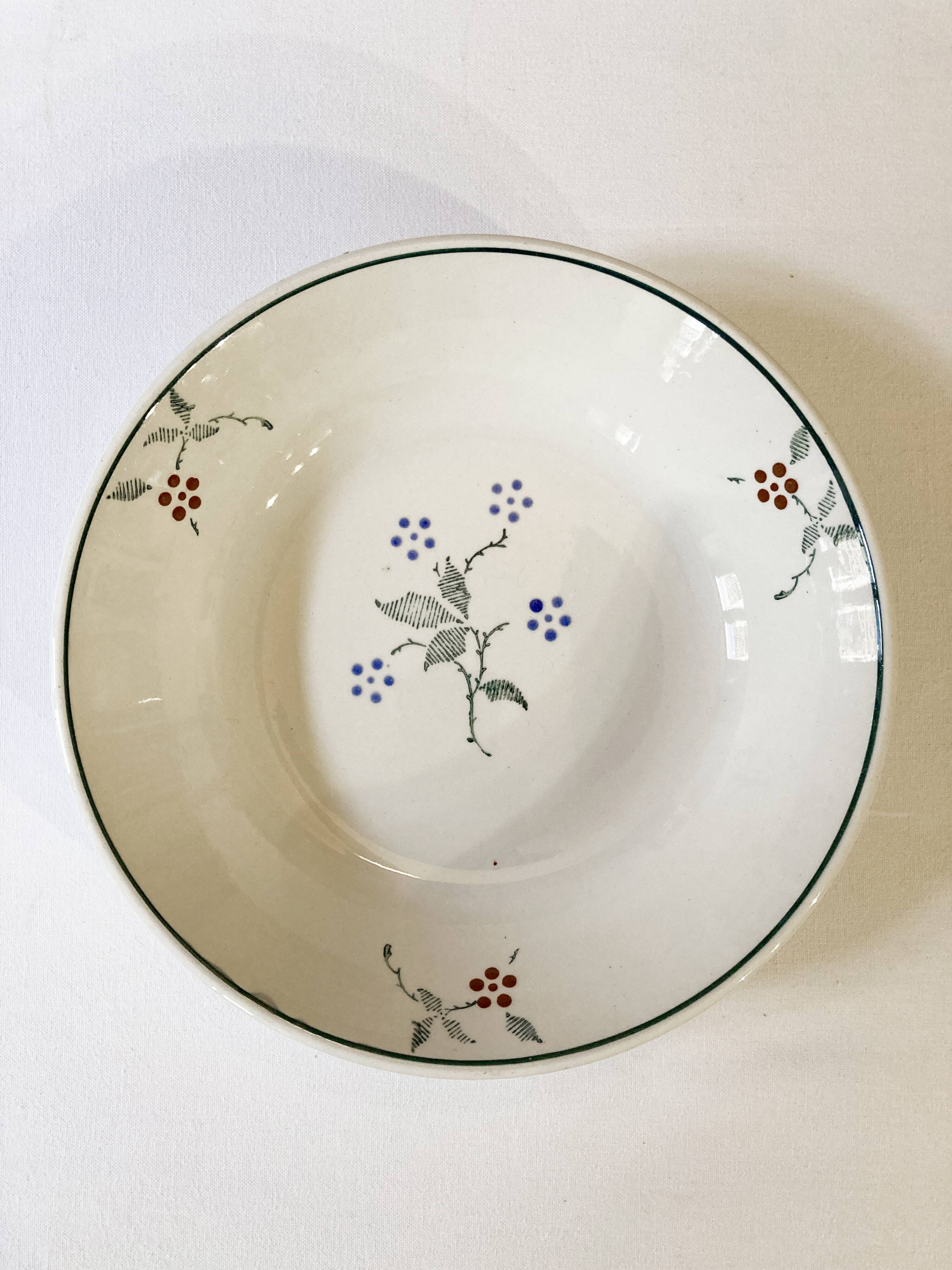 Deep plates, Saint-Amand earthenware, Bill model