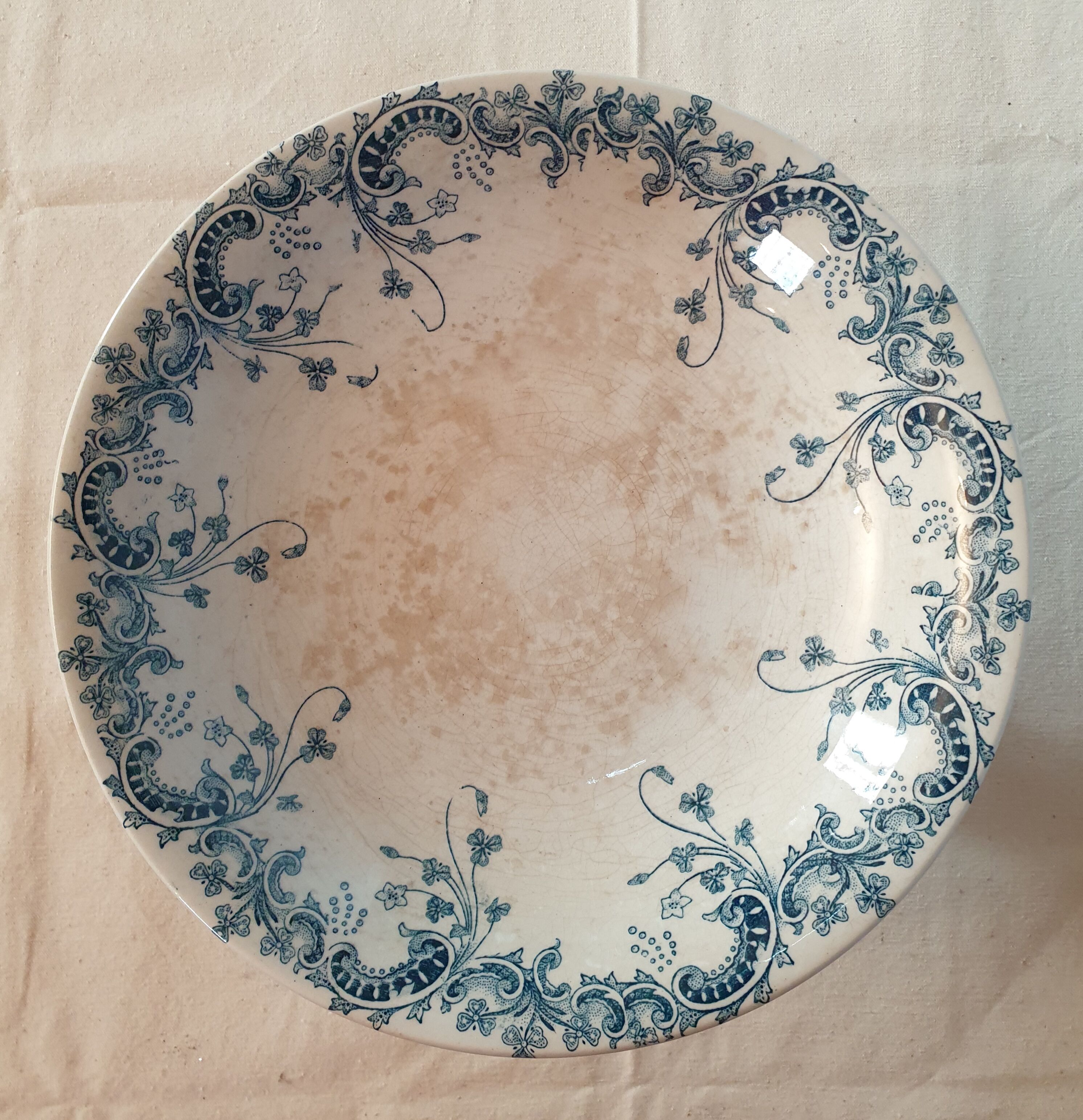 Comedy skated Saint Amand and Hamage