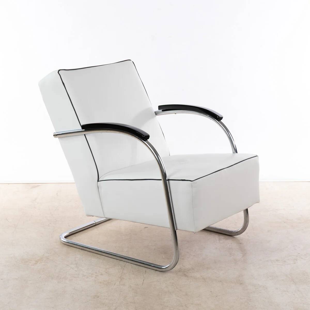 1930s Bauhaus Armchairs, Mücke & Melder, Pair of 2