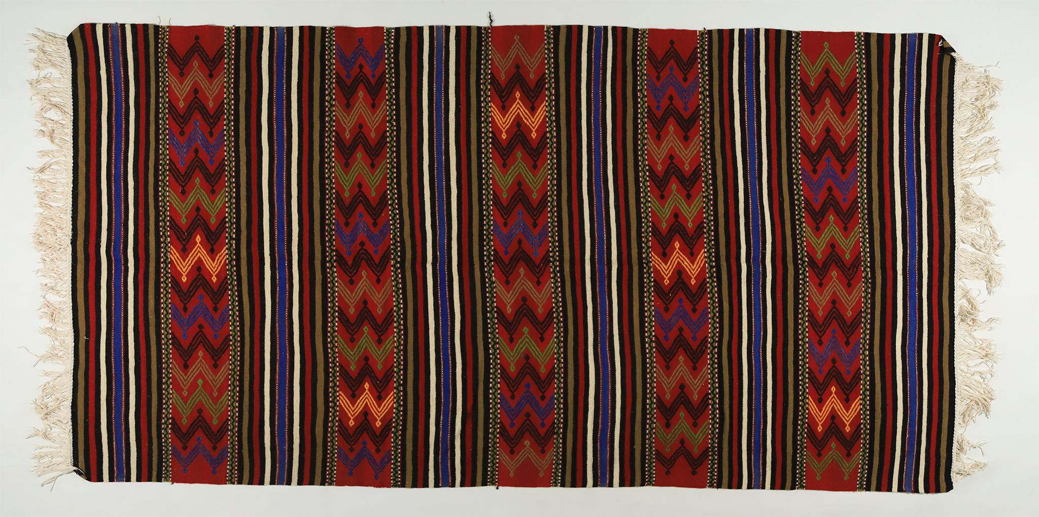 Anatolian handmade kilim rug 286 cm x 148 cm