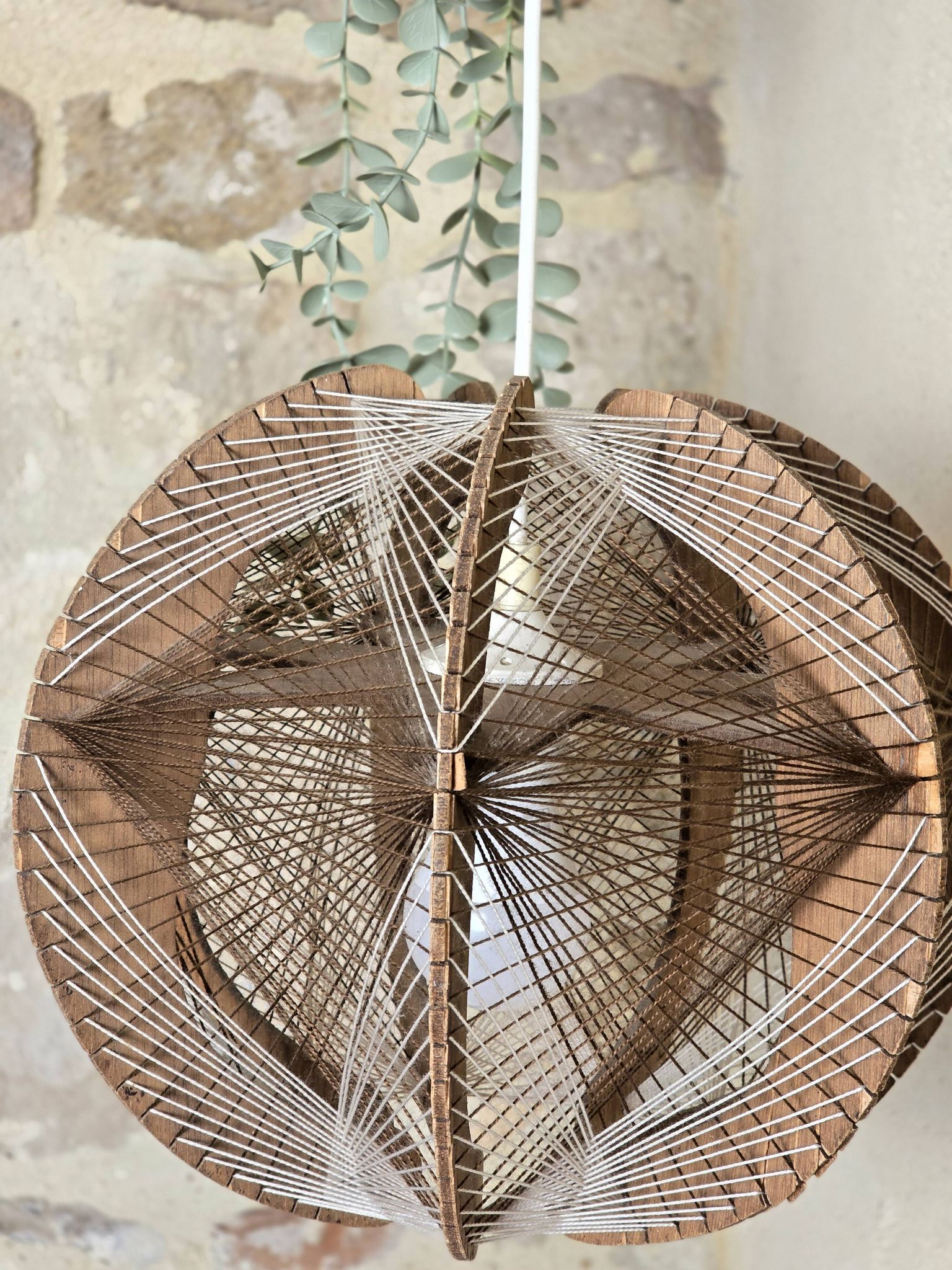 Vintage Scandinavian suspension string art wood and thread – 1970s design