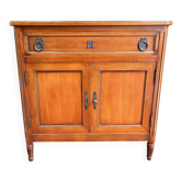 Buffet “style Louis XVI” — pièce décorative avec charme classique