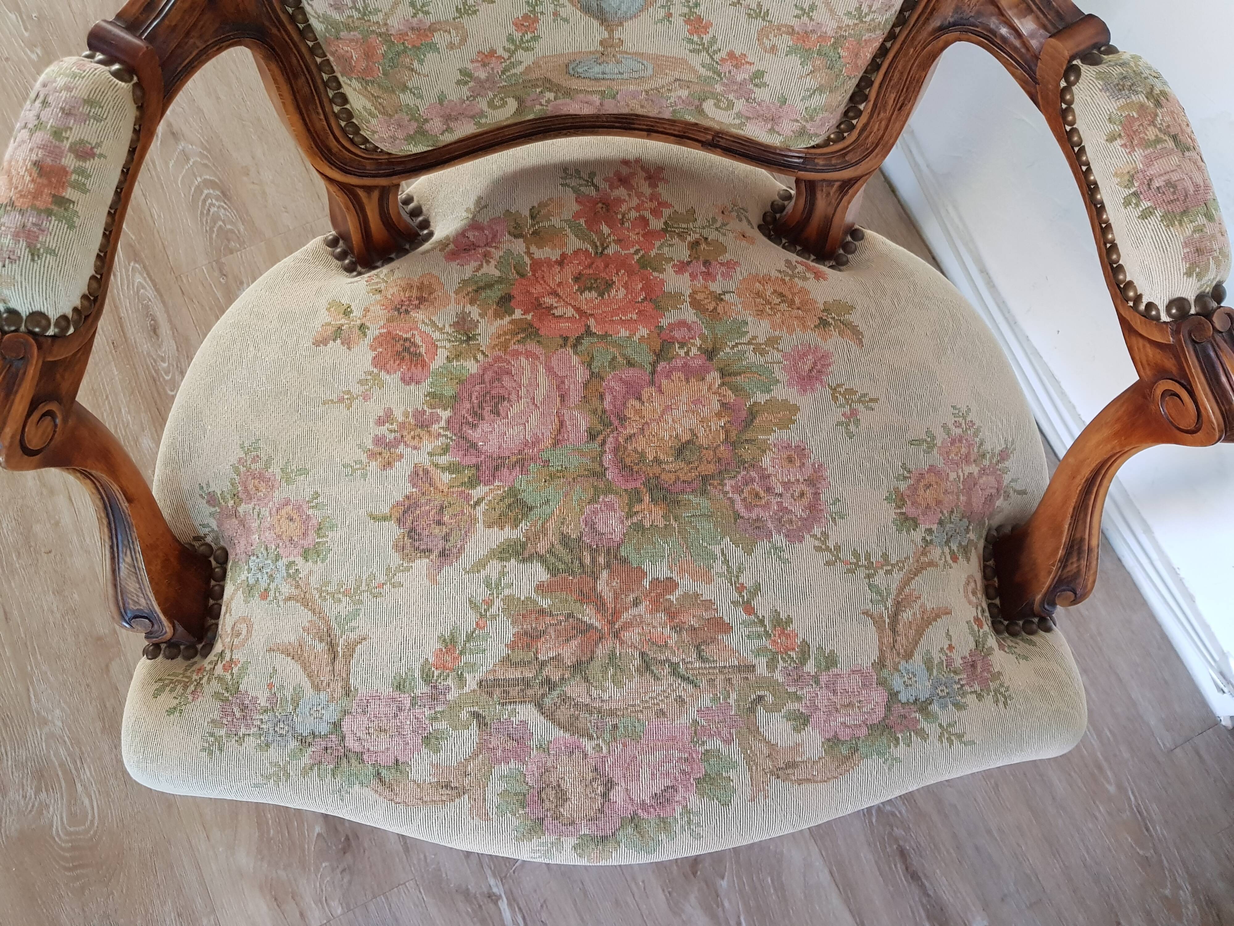 Fauteuil style Louis XV