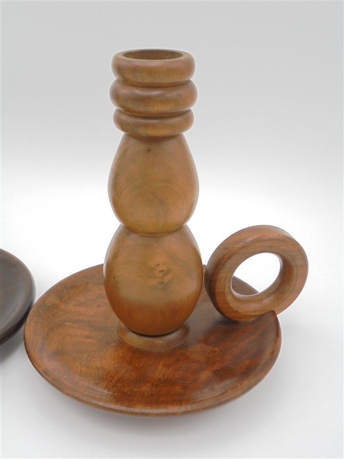 Pair of candlesticks