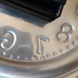 Repelled pewter wall clock floral decoration