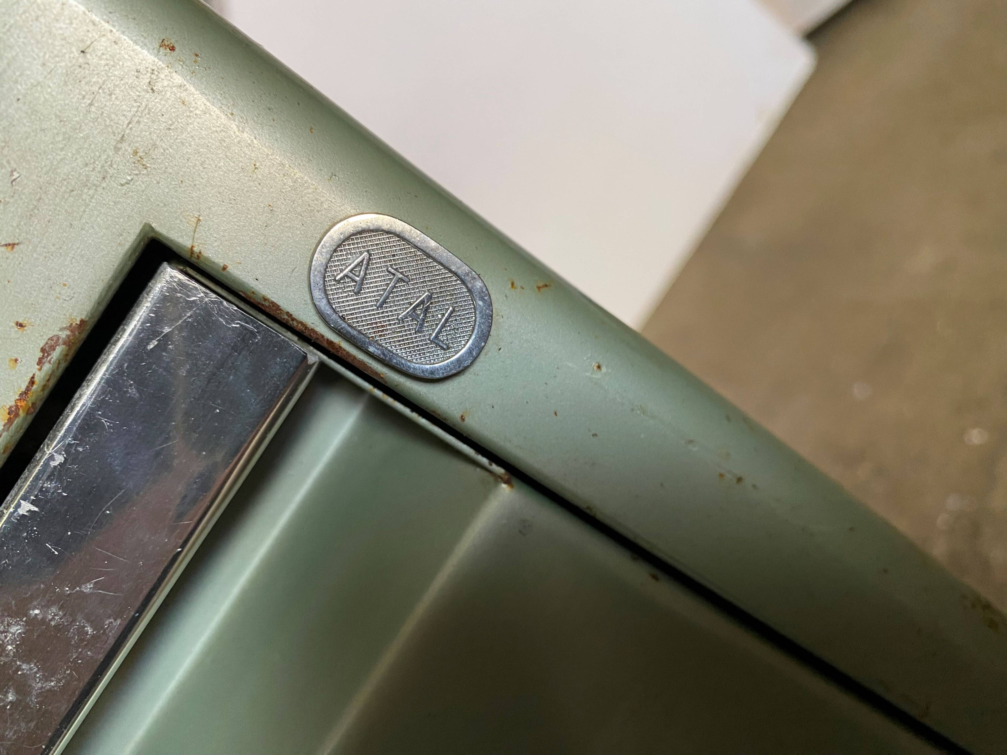 Bureau de direction métallique atal à 3 tiroirs industriel métal 1950