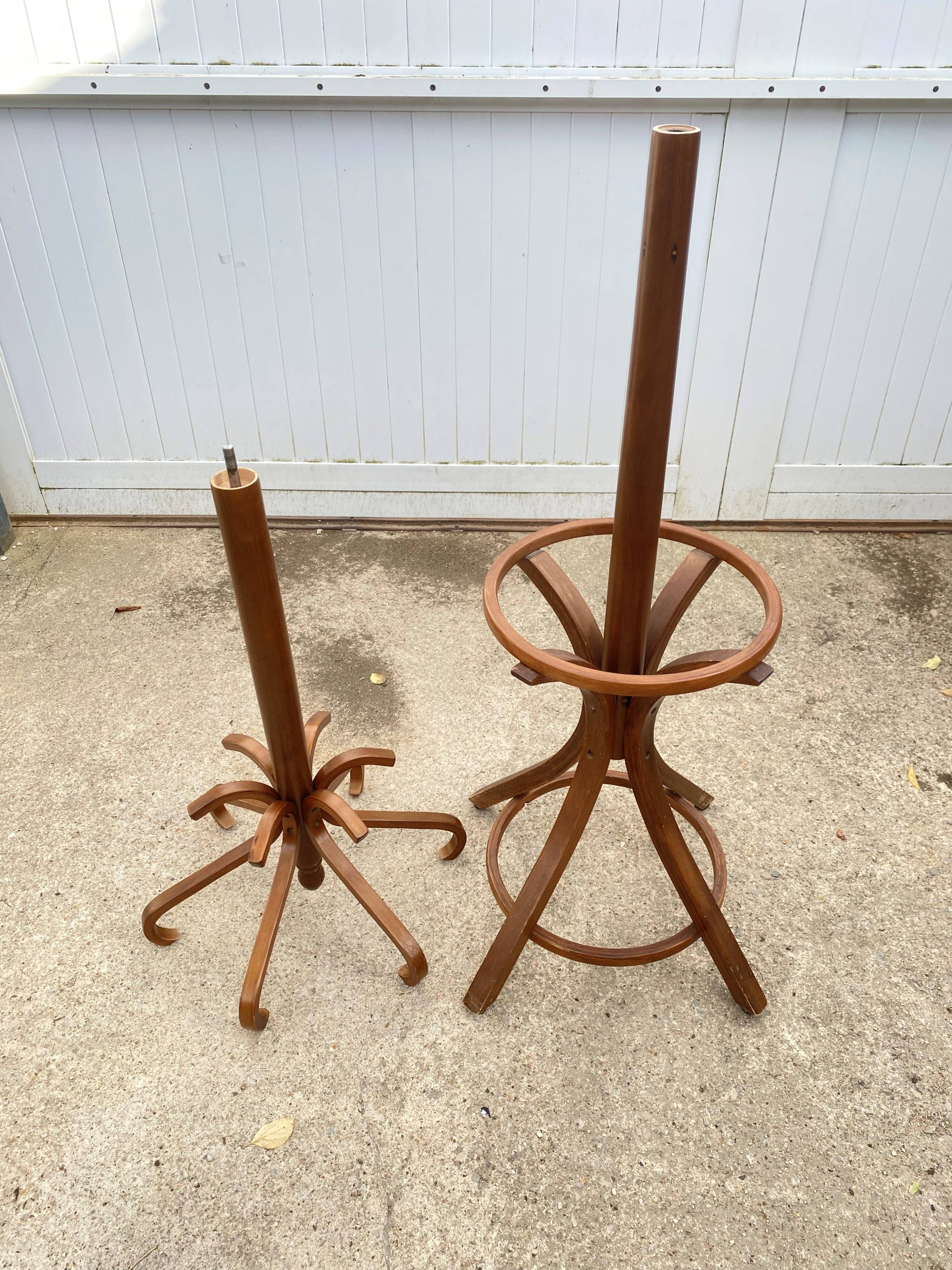 Baumann bistro style 1960s curved wood swivel parrot coat rack