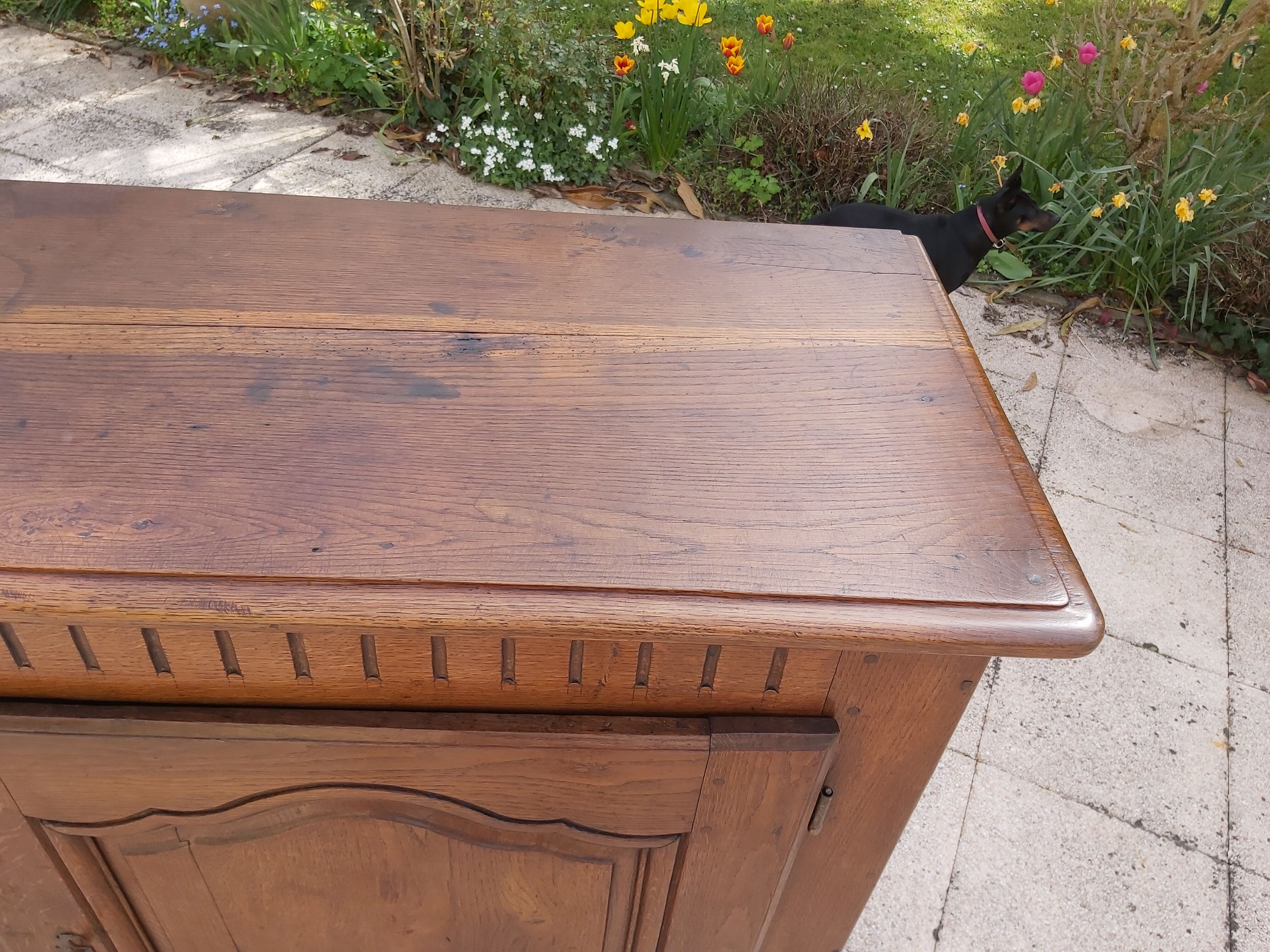 Eighteenth century oak buffet