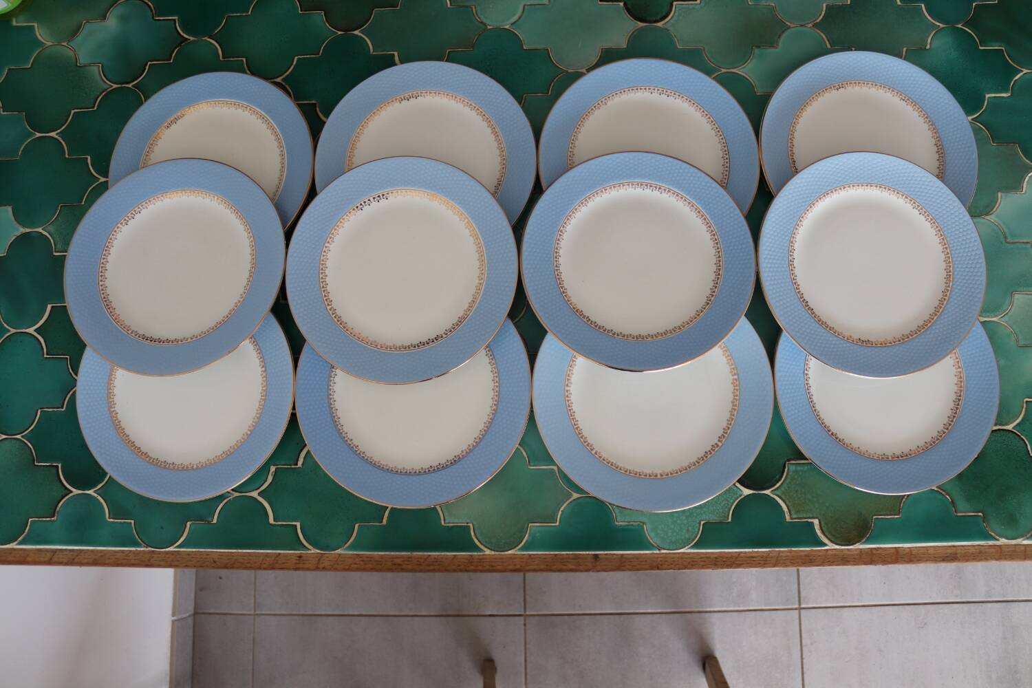 12 old Gilbert café flat plates