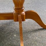 Round oval farmhouse table in solid pine wood, extendable 200cm