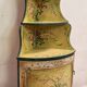 Encoignure galbée style Louis XV Venitienne en bois laqué