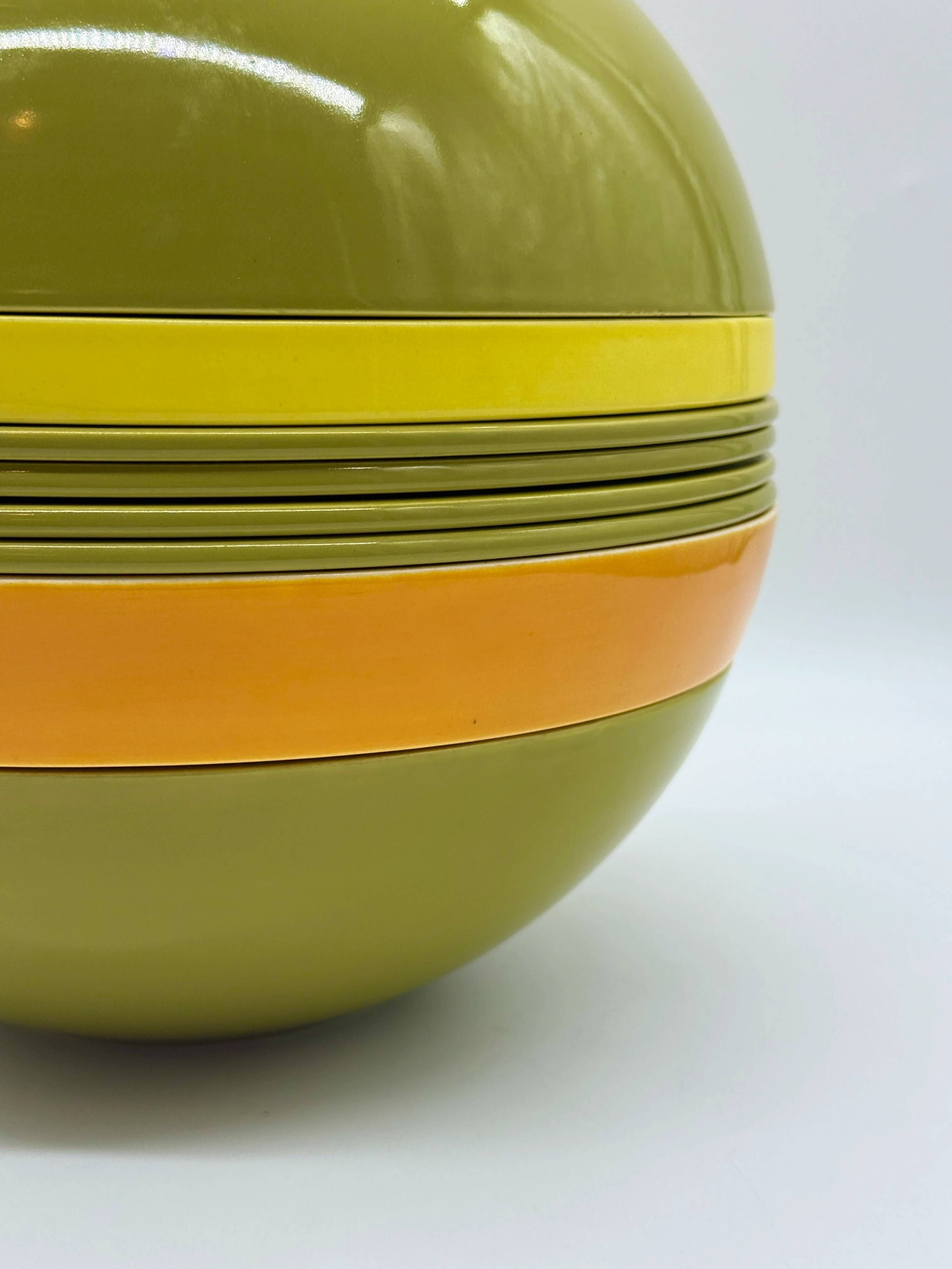"Die Kugel" par Helen von Boch pour Villeroy & Boch, vers 1971