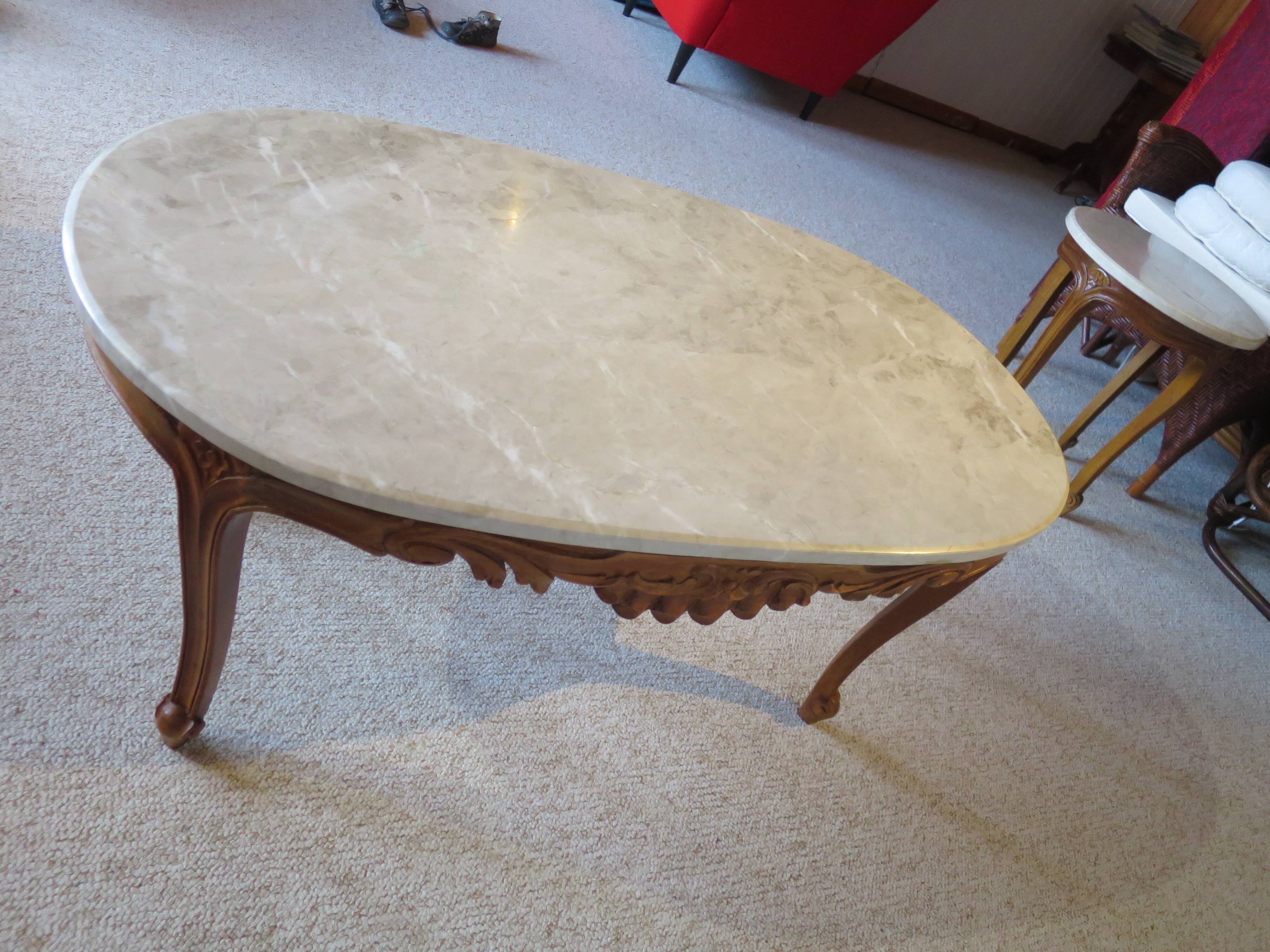 Oval coffee table - carved wood - white veined marble - Regency / Louis XV style