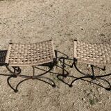 Paire de tabourets curule En fer forgé. Assise tressée
