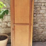 Cloakroom cabinet