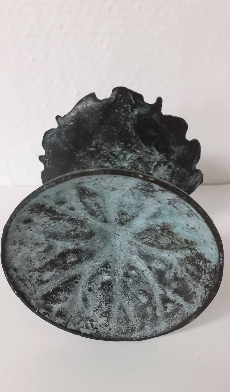 Pretty vintage bronze candle holder