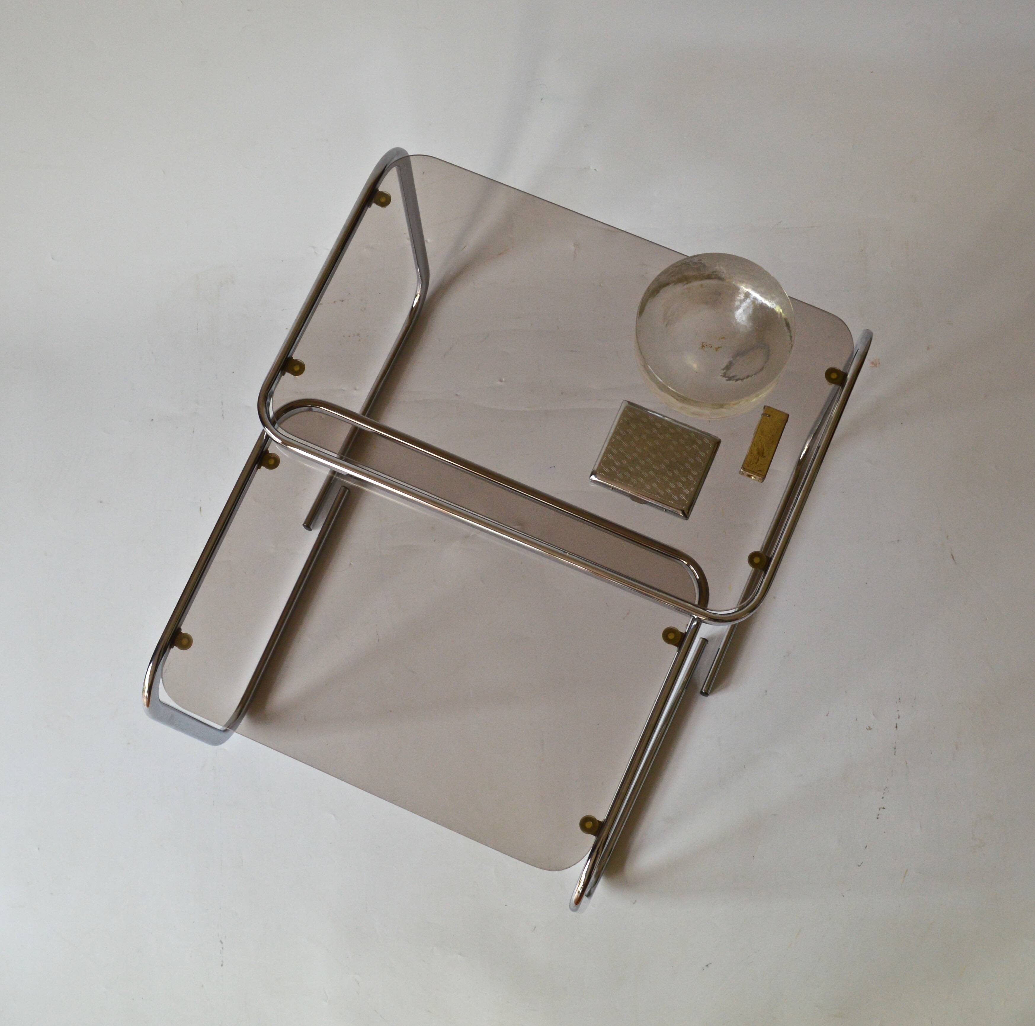Duo of nesting tables