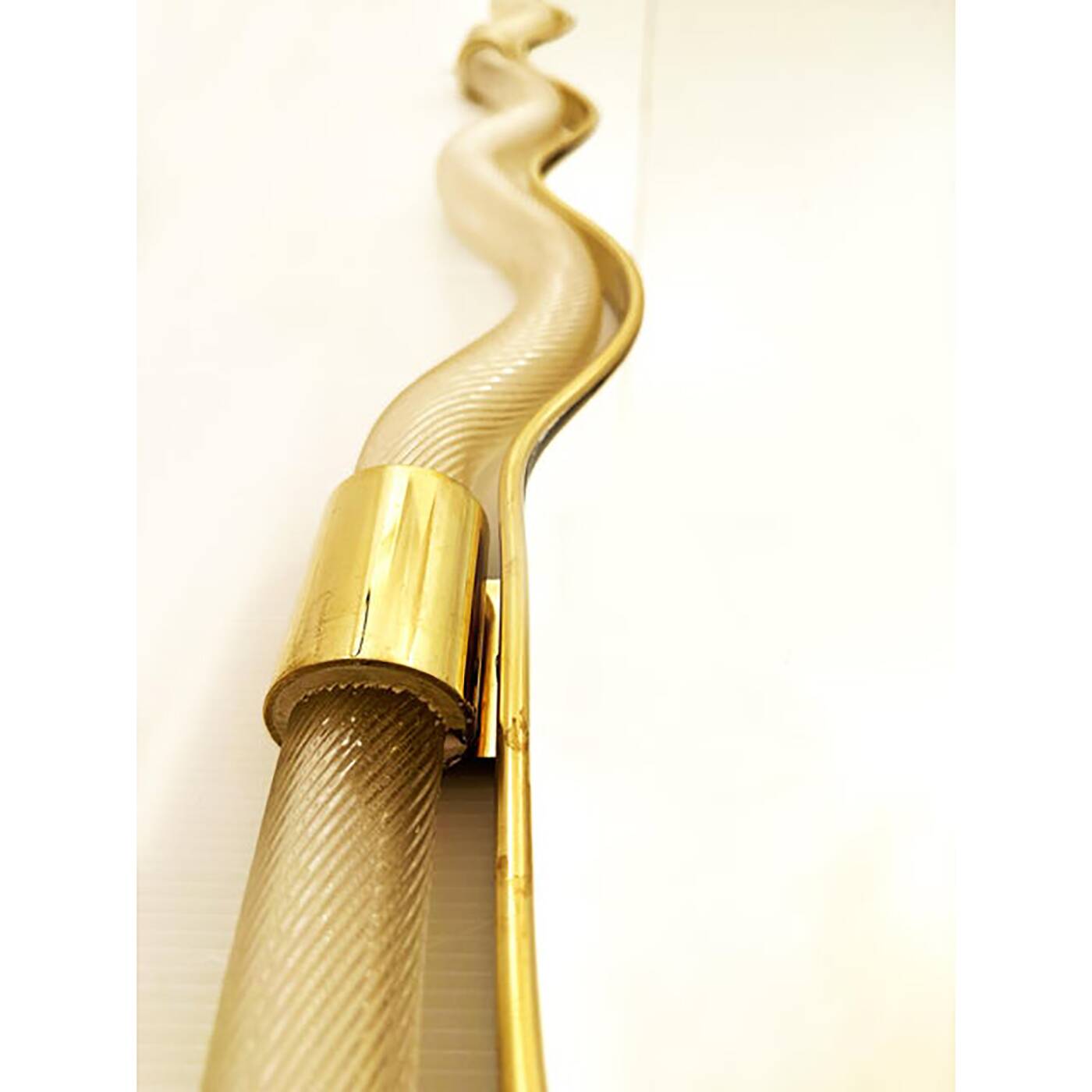 Wave Mirror in Gold "Torchon" Torciglione Glass Design