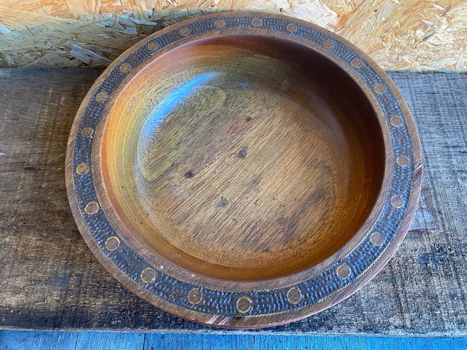 Vintage Carved Wood Pocket Box with Brass Inlays #D883