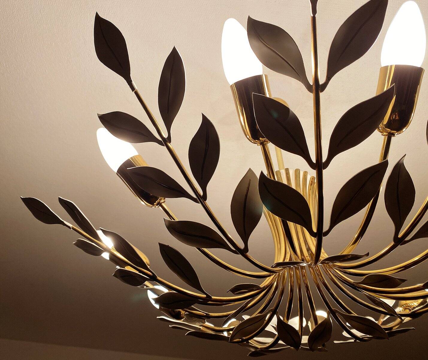 Large vintage pendant light from Vereinigte Werstaetten, 1950s