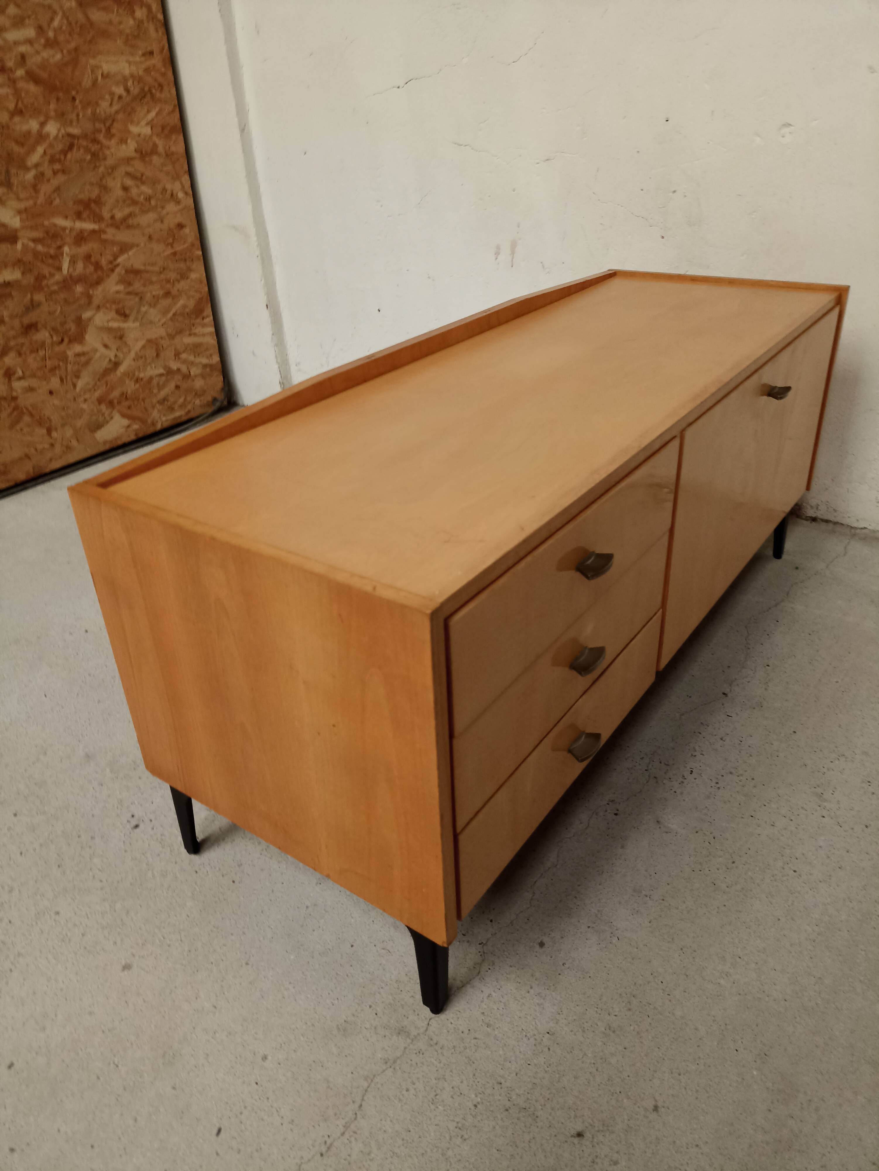 Vintage dressing table