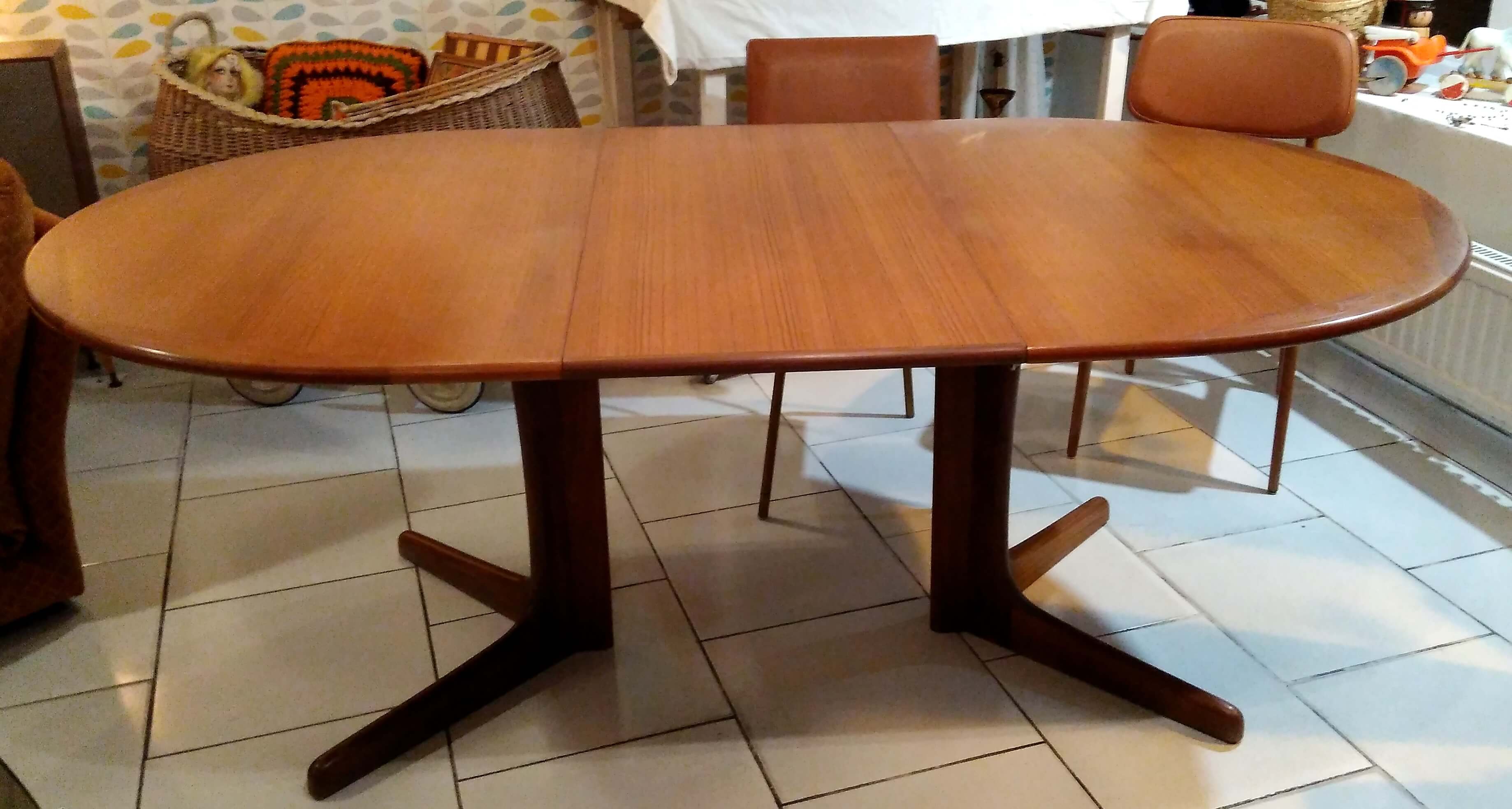 Vintage Scandinavian style dining