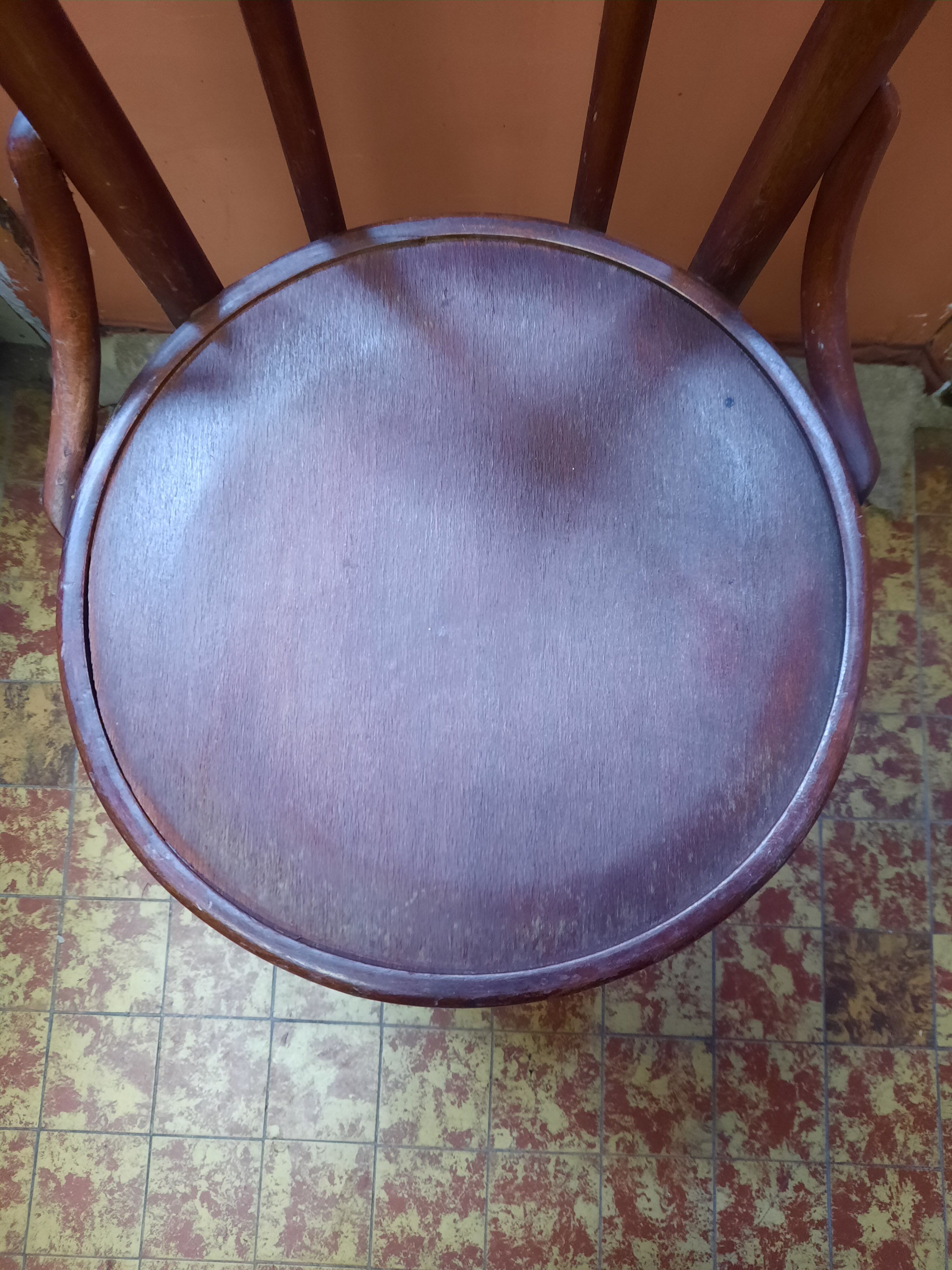 Chaise bistrot vintage