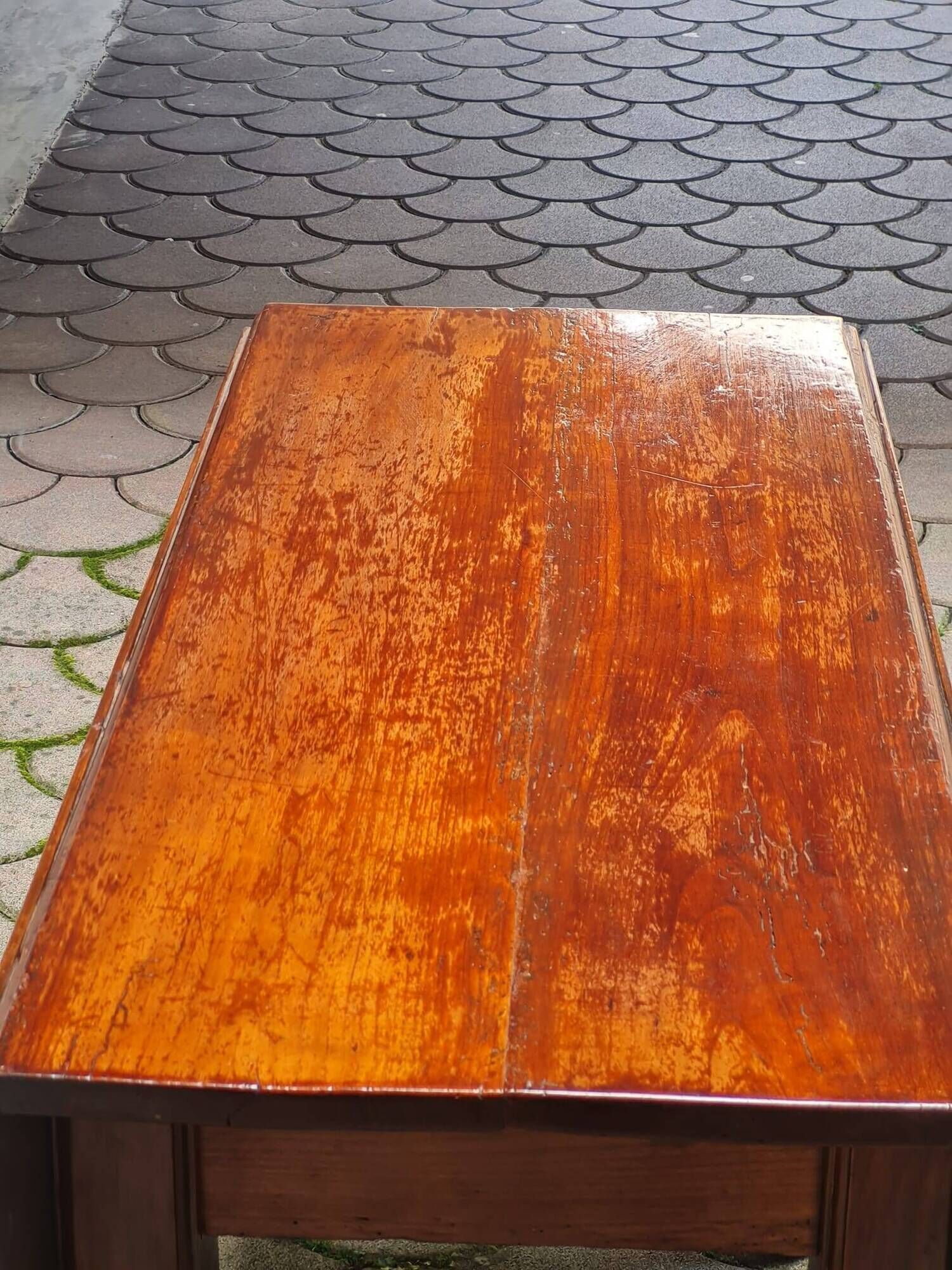 Mahogany drop-leaf table