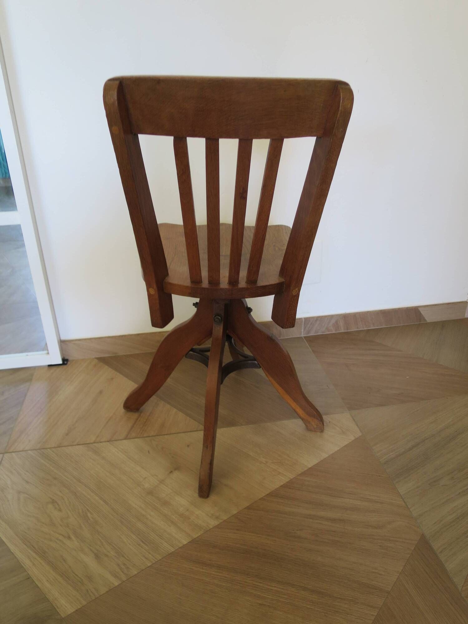 Rare American office chair - wooden - swivel - 50s/60s - child
