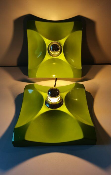 Pair of Italian sconces - Fael "Scudo"