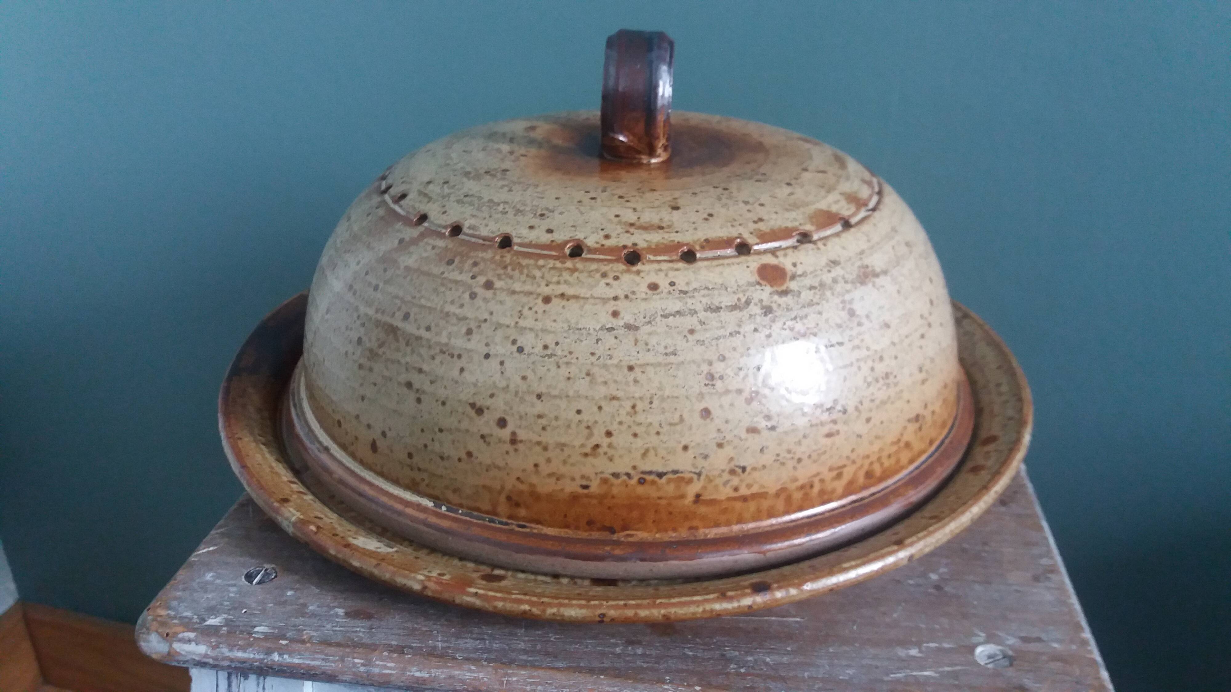Stoneware cheese bell and platter from Puisaye, signed Jean-Pierre Prud’hom