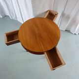 Coffee table worker