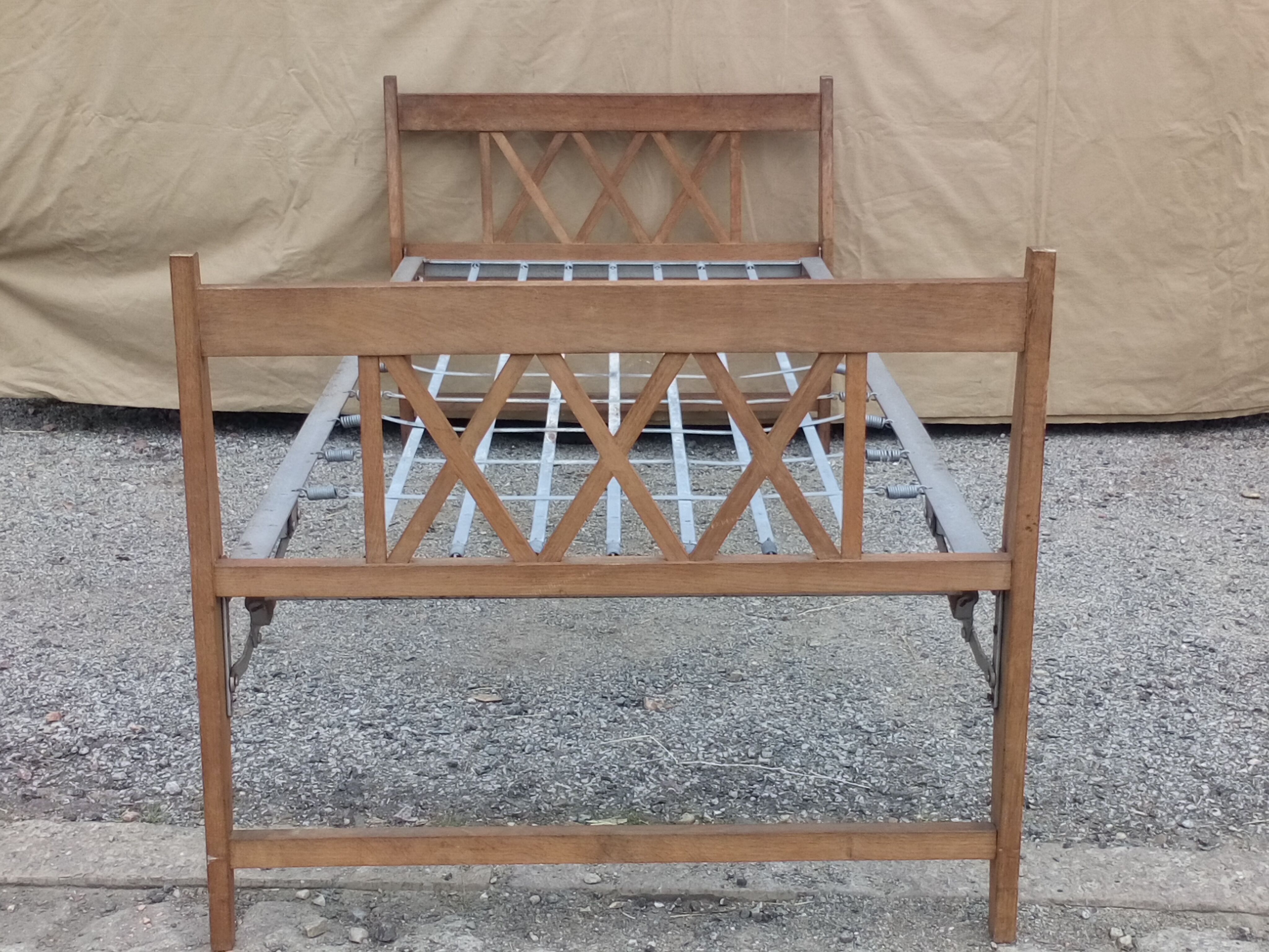 Foldable oak bed,1950