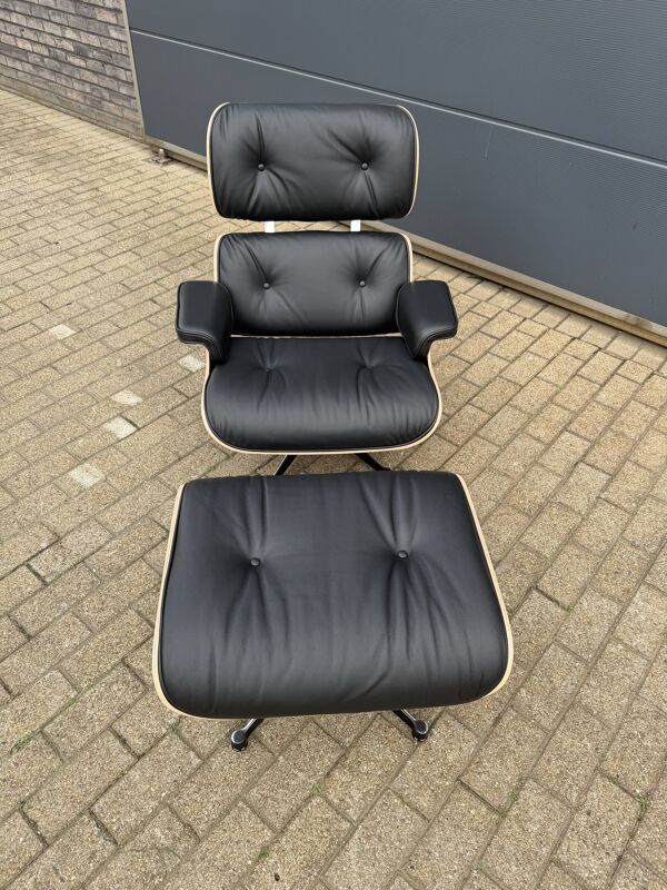 Vitra Eames Lounge chair XL + Ottoman, Zwart leder & Santos Palissander
