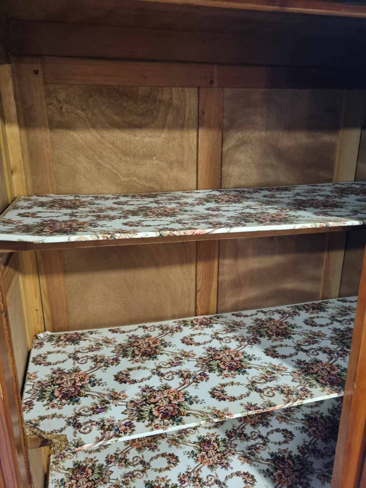 Grande Armoire Parisienne