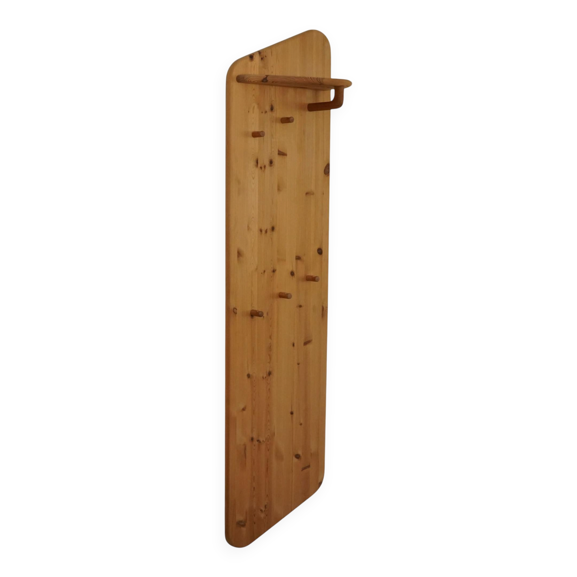Sculptural wall coat rack in modern Danish design, made of solid pine, 1980s.