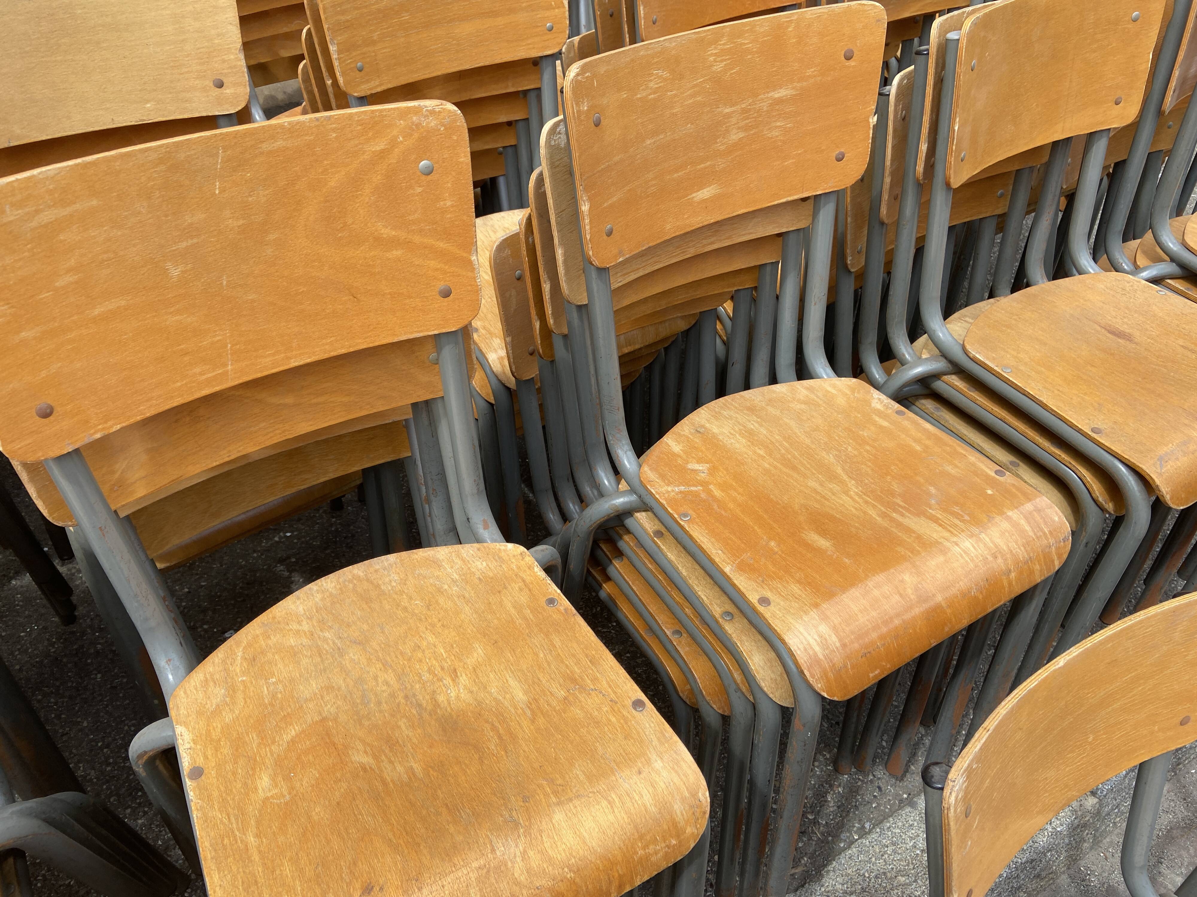 Lot 100 school chairs mullca