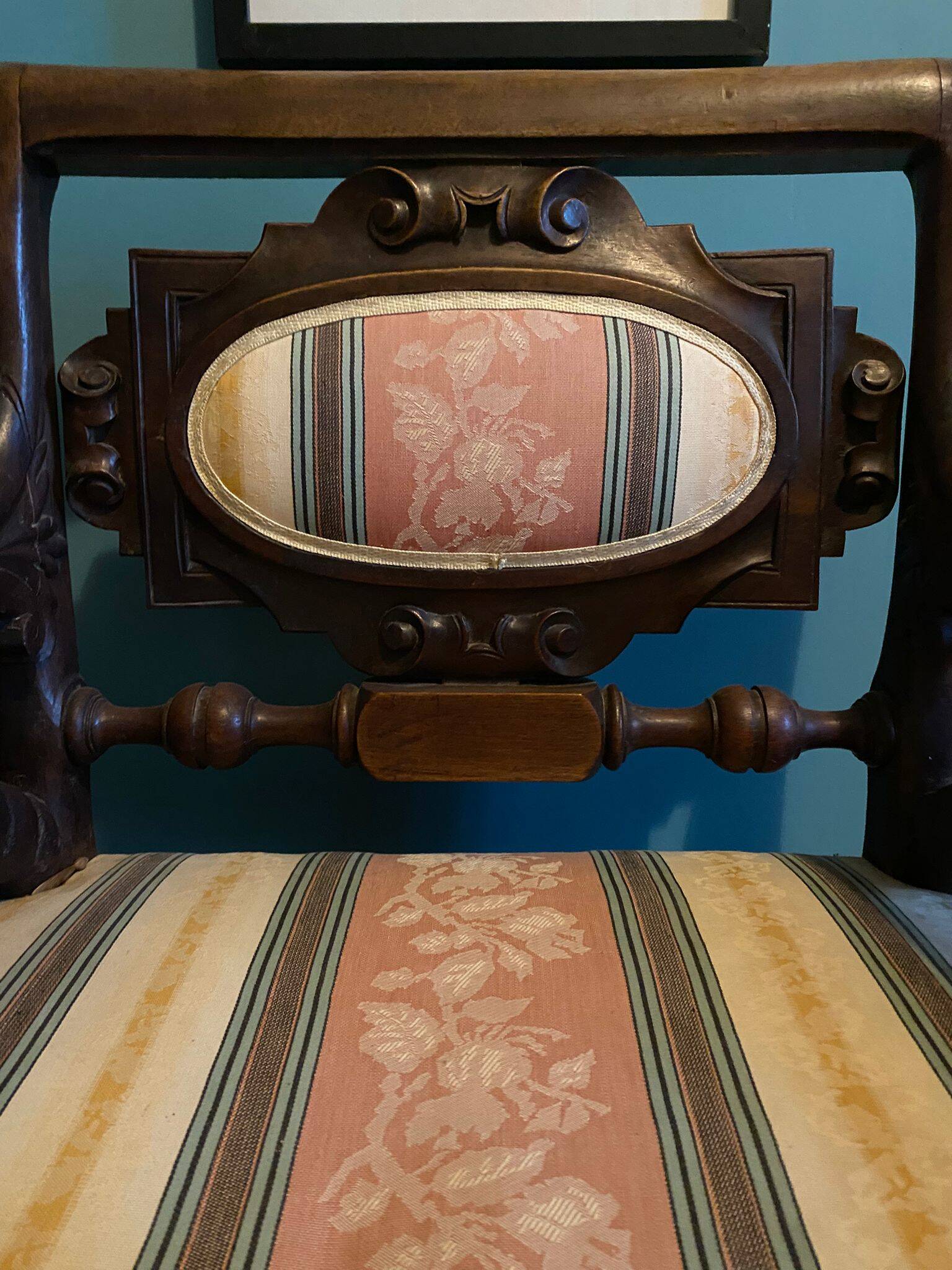 Fauteuil de réception sculpté, style néo-Renaissance
