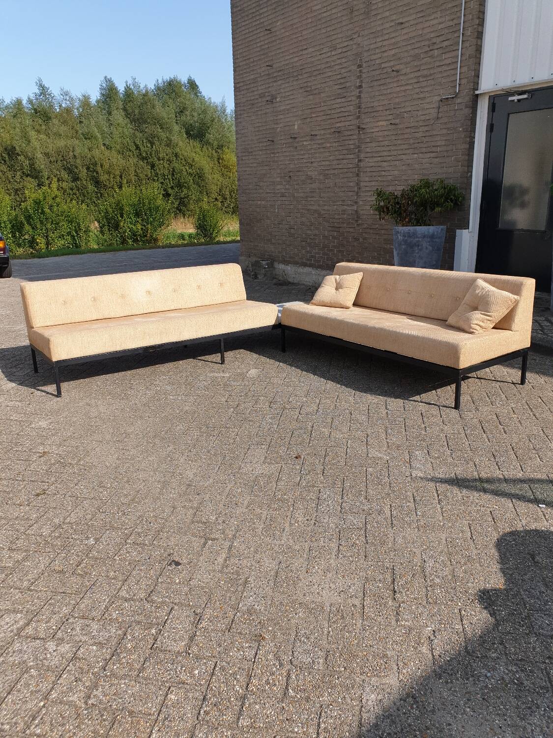 Artifort Kho liang ie Schiphol bench model 070