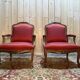 Paire de fauteuils cabriolets de style Louis XVI soie Rouge