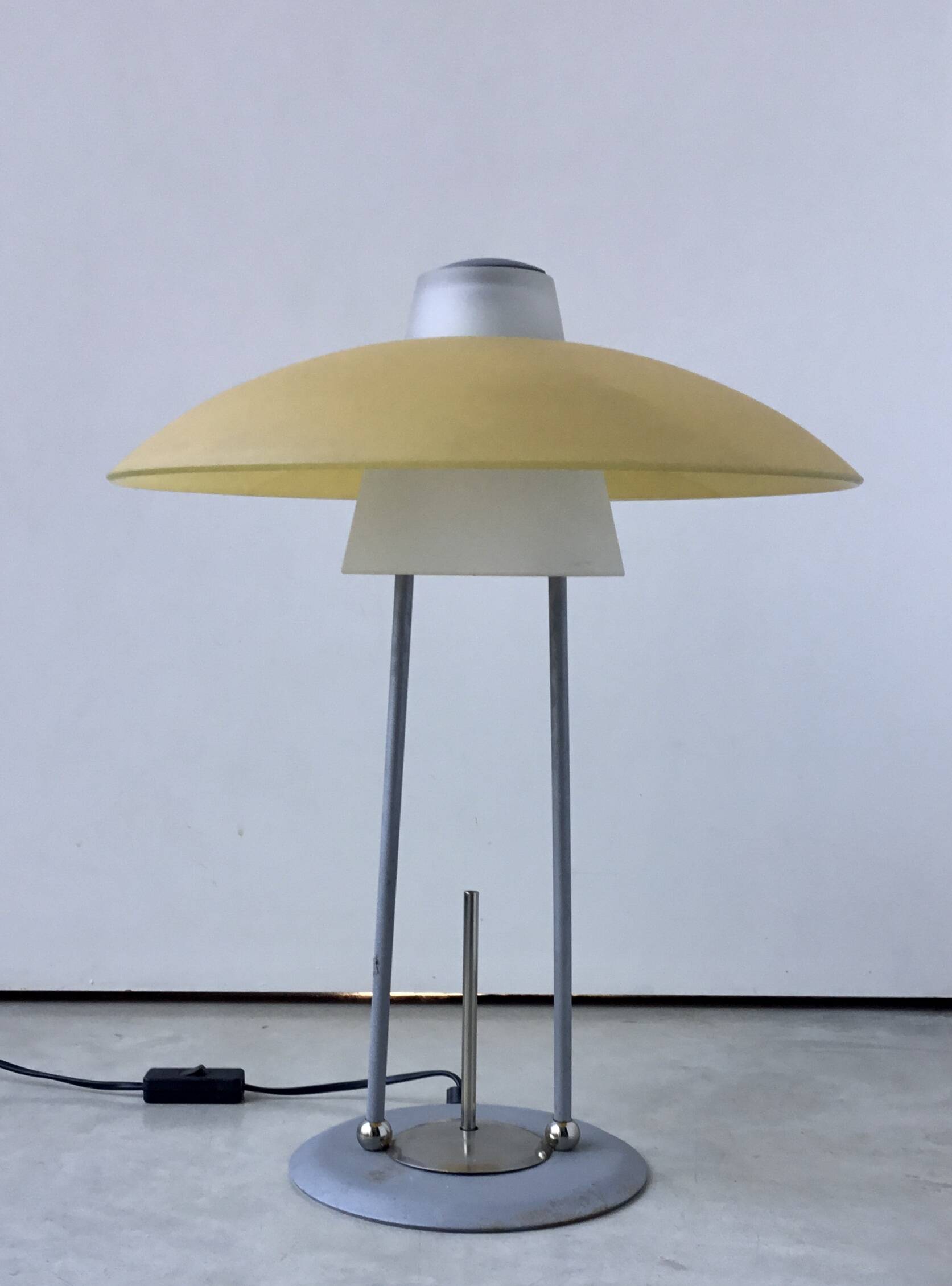 Glass and metal table lamp - Italian design 1990