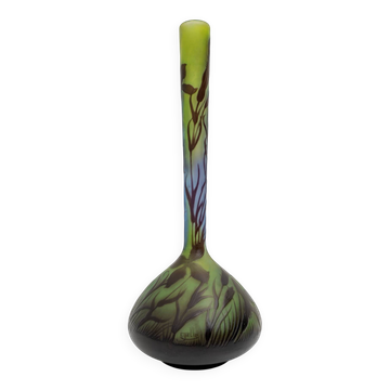 Émile Gallé Art Nouveau Floral Decoration Cameo Bulb Glass Vase, France 900
